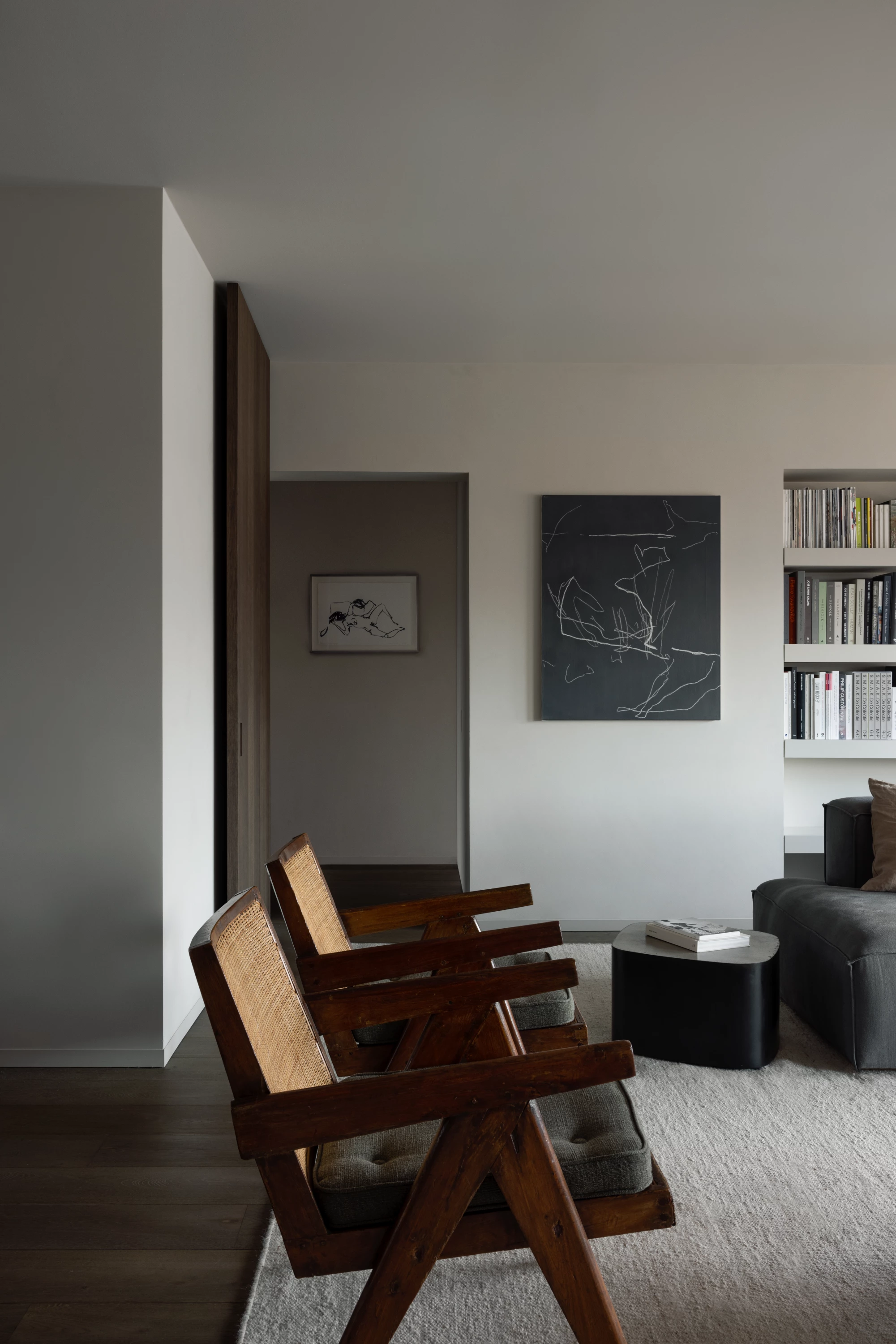 Apartment L&R